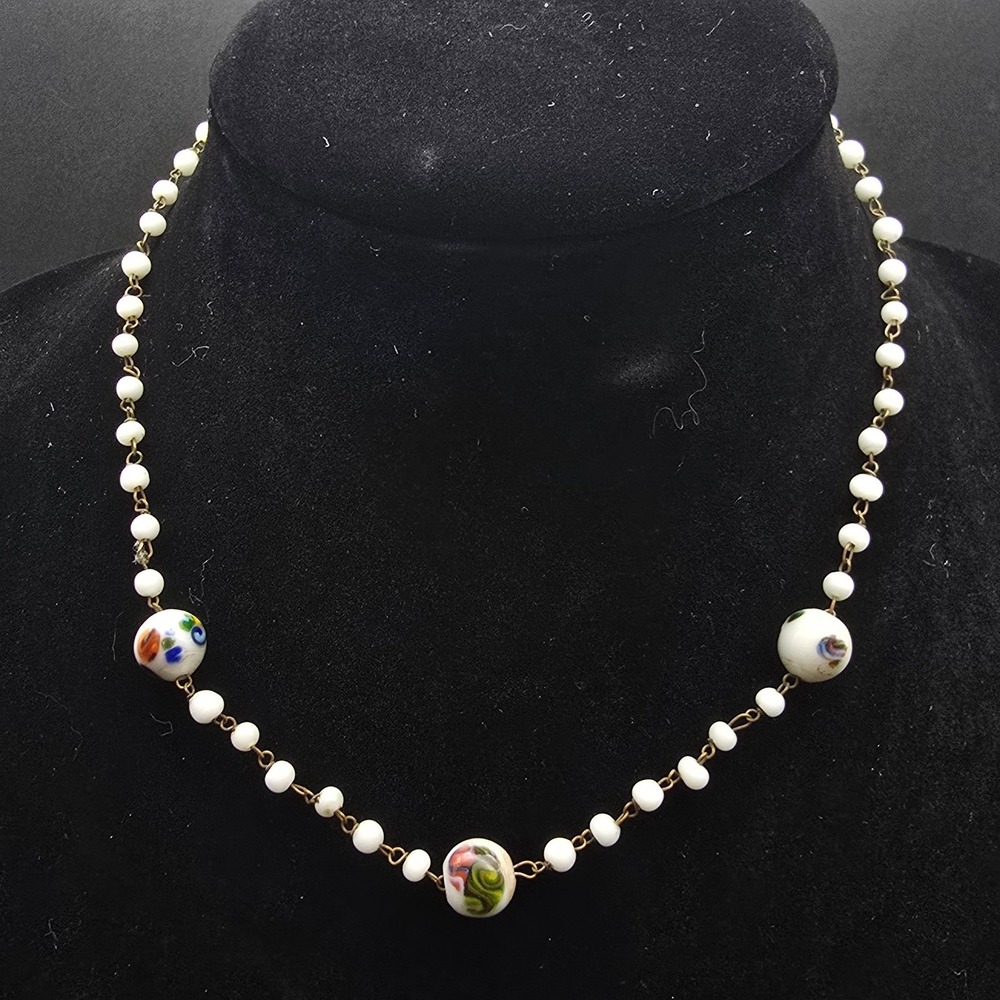 White Venetian Glass Beaded Necklace Vintage Costume Jewelry Murano